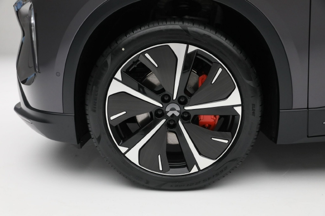 一切都是刚刚好 静态品鉴蔚来全新ES6