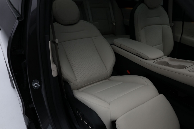 一切都是刚刚好 静态品鉴蔚来全新ES6