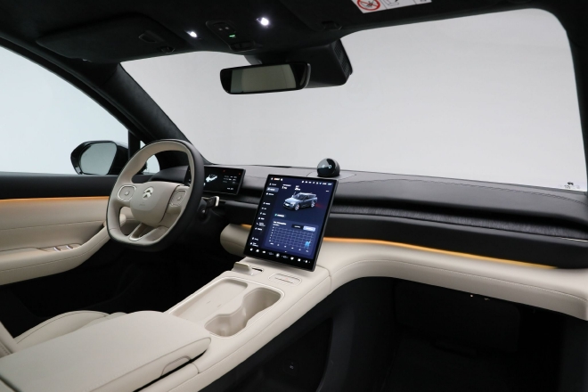 一切都是刚刚好 静态品鉴蔚来全新ES6