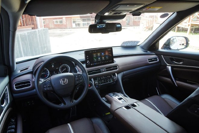 定义大五座 试驾UR-V 370 TURBO四驱尊耀