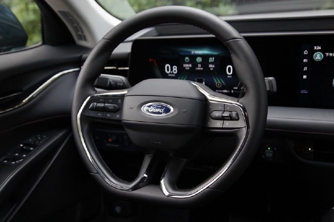 动力充沛空间大 试驾福特蒙迪欧1.5T车型