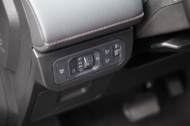 动力充沛空间大 试驾福特蒙迪欧1.5T车型