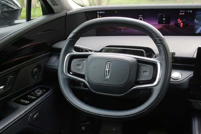 诠释新美式豪华 试驾体验林肯航海家