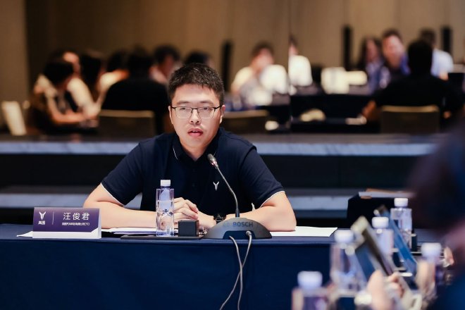 与岚图高管一起探讨岚图汽车未来发展