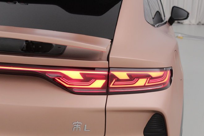 2023成都车展：比亚迪宋L首发亮相