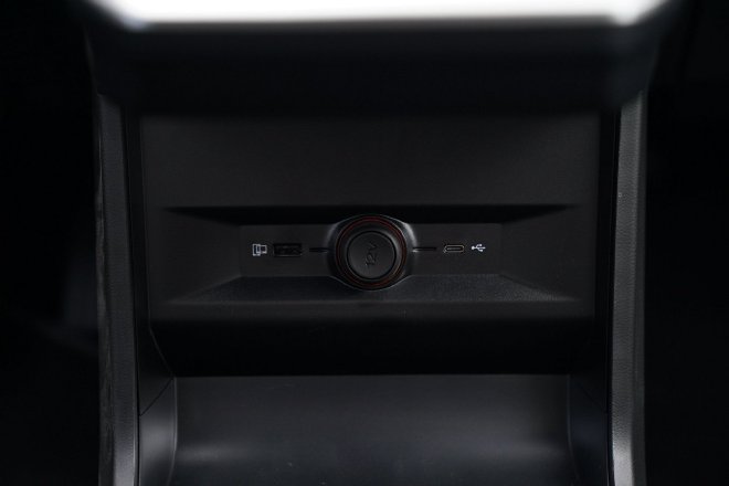 到店实拍：MG4 EV出海冠军版