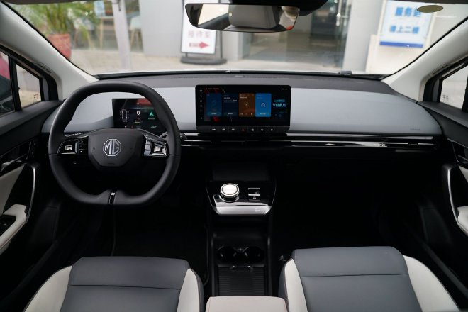 到店实拍：MG4 EV出海冠军版