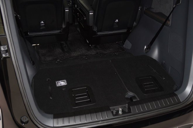 售价31.88-43.88万元 合创V09正式上市