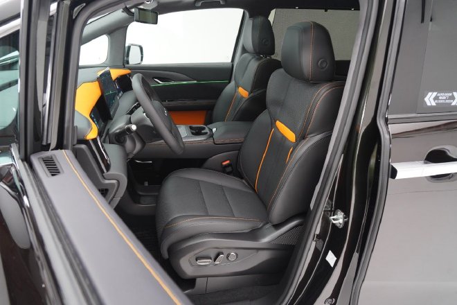 售价31.88-43.88万元 合创V09正式上市