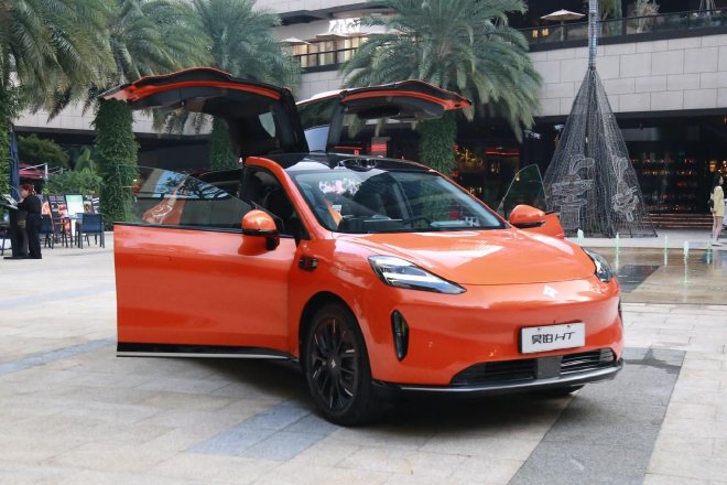 更“炫”的主流级纯电SUV 实拍昊铂HT