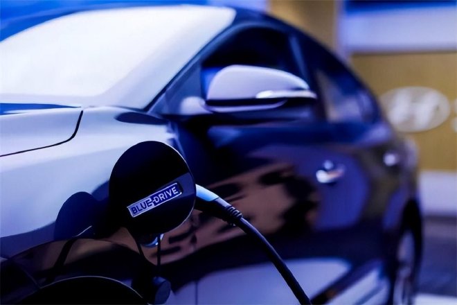 自主品牌卷插混技术 肉搏战在所难免