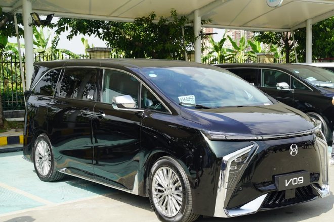 试驾合创V09 独角兽豪华座驾圆百万豪车梦