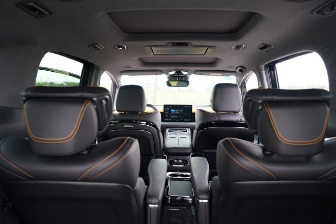 试驾合创V09 独角兽豪华座驾圆百万豪车梦