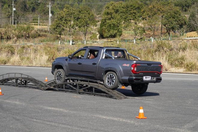 试驾“星际”皮卡家族 满足不同用户需求