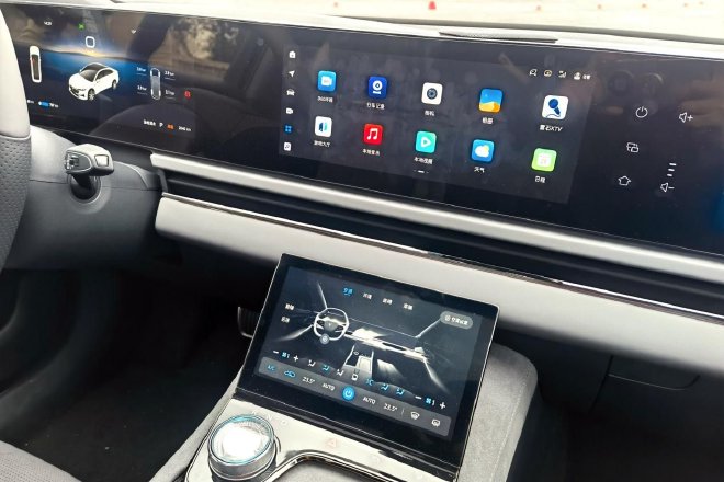 优势不止在性能 试驾岚图追光PHEV