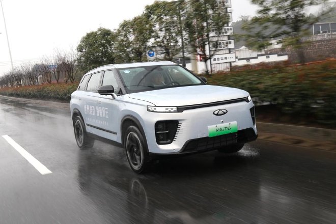 插混车界全能手 试驾奇瑞风云T6