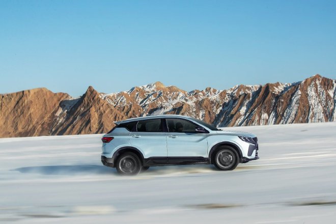 吉利双缤龙腾版上市 限时优享价7.18万元起