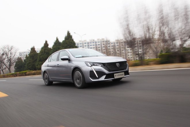 更换全新发动机 试驾东风标致新408龘龘款