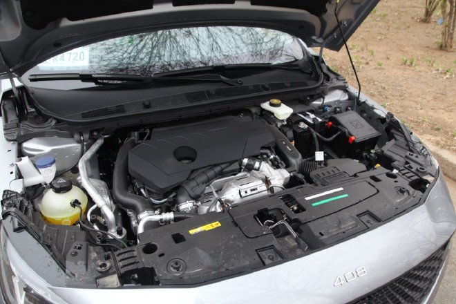 更换全新发动机 试驾东风标致新408龘龘款