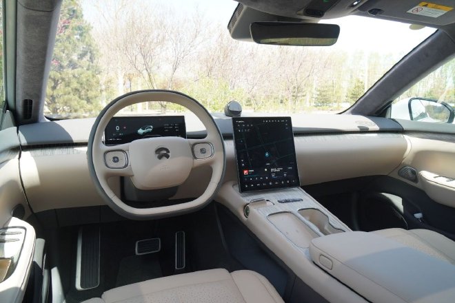 试2024款蔚来ET7 针对性升级 强化高端行政定位