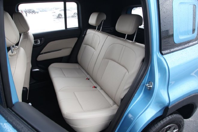 更注重全家出行 抢先试驾宝骏悦也Plus