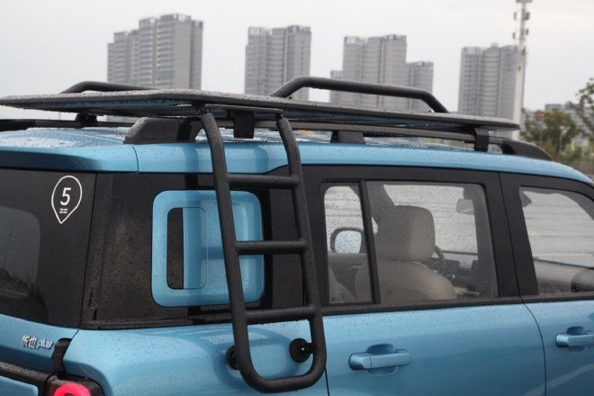 更注重全家出行 抢先试驾宝骏悦也Plus