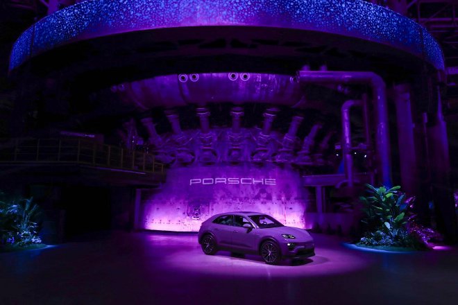 保时捷全系产品阵容亮相 Taycan Turbo GT/Macan EV首发