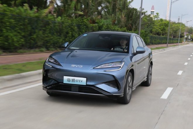 “海”中“狮”王 试驾比亚迪海狮07EV