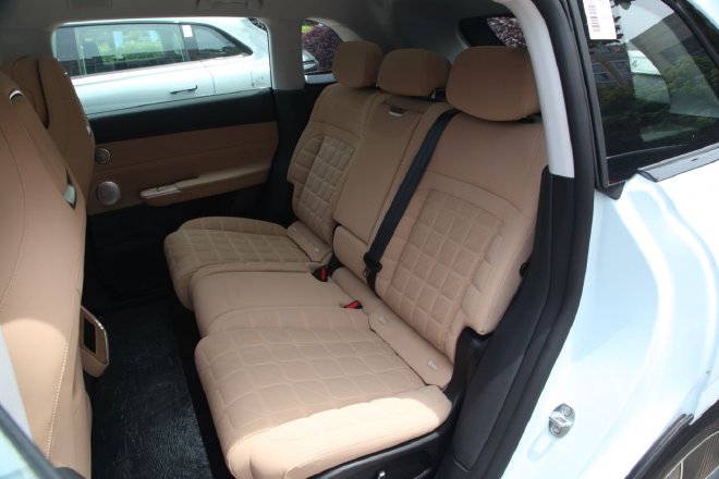 乘坐舒适配置全 试驾星途星纪元ET增程版