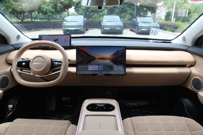 乘坐舒适配置全 试驾星途星纪元ET增程版