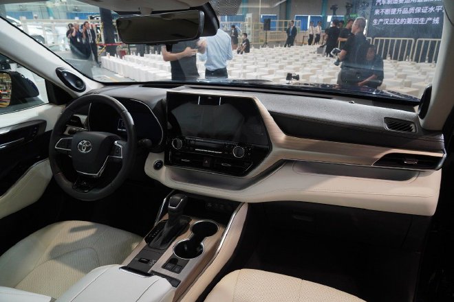 官降至高5.3万 广汽丰田2024款汉兰达权益价22.98万起