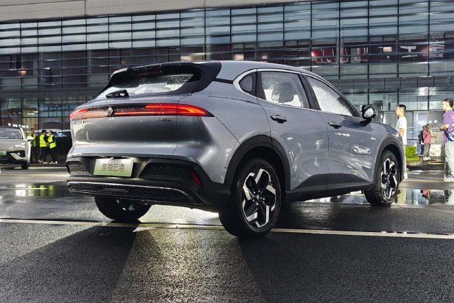 限时补贴后10.98万起售 宝骏云海正式上市