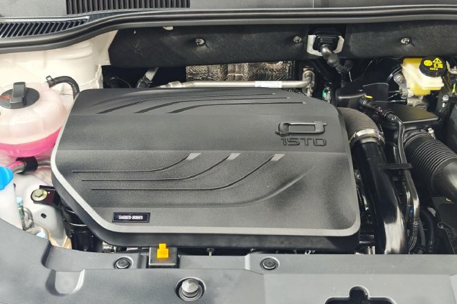 9.88万起售 一汽奔腾B70龙耀版/T90龙耀版上市