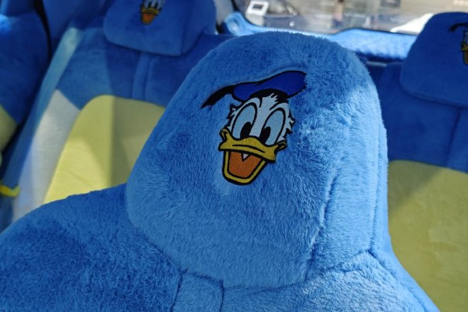 2024广州车展：五菱缤果SUV唐老鸭版/黛西版