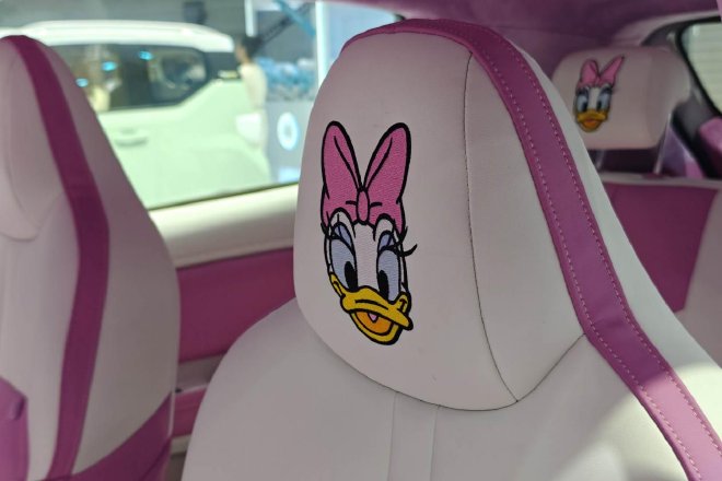 2024广州车展：五菱缤果SUV唐老鸭版/黛西版