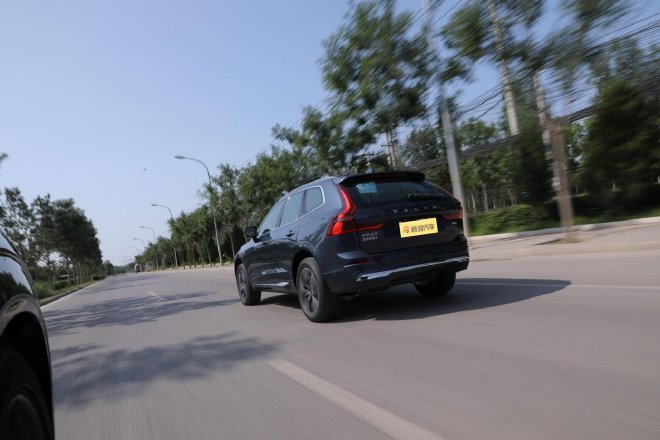 颜值微调/车机提升明显 2026款沃尔沃XC60稳定依旧