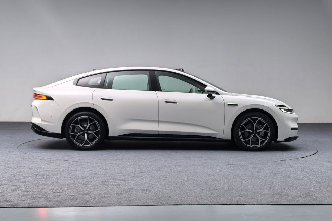 重塑家族门风 静态体验长安启源A06