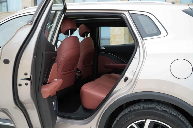 第四代CS55PLUS 全面焕新把“实用”刻进骨子里