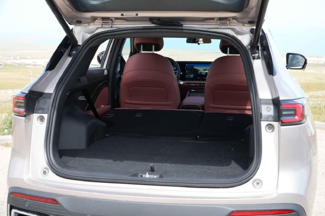 第四代CS55PLUS 全面焕新把“实用”刻进骨子里