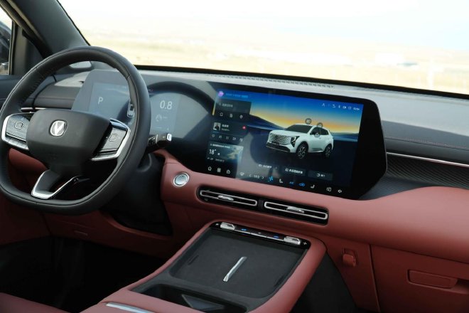 第四代CS55PLUS 全面焕新把“实用”刻进骨子里