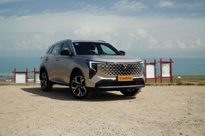 第四代CS55PLUS 全面焕新把“实用”刻进骨子里