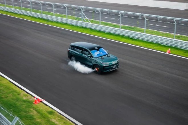 2026款腾势N9正式上市 售价38.98-44.98万元