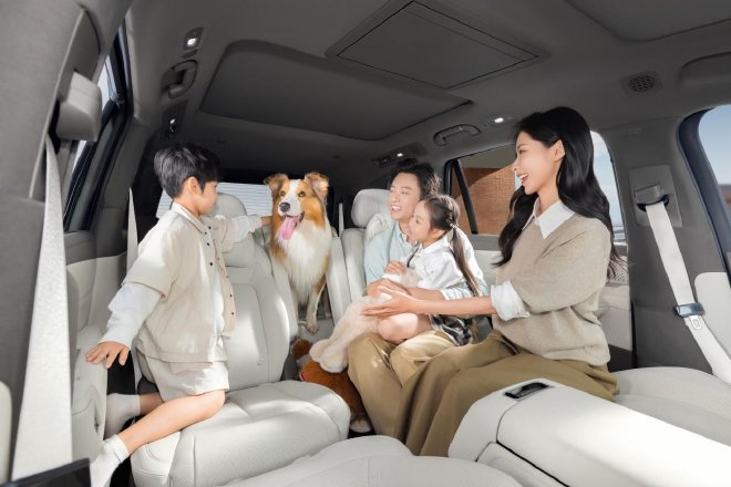 预售价31.98万起 腾势N8L实车到店开启线下体验