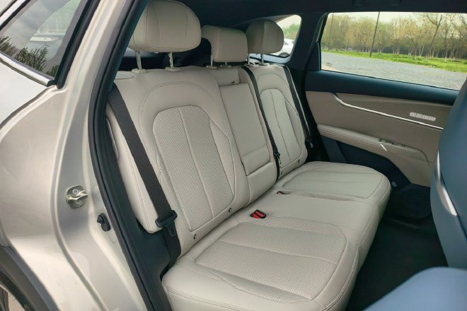 不用充电的深度混动 长安第四代CS75 PLUS蓝鲸超擎试驾