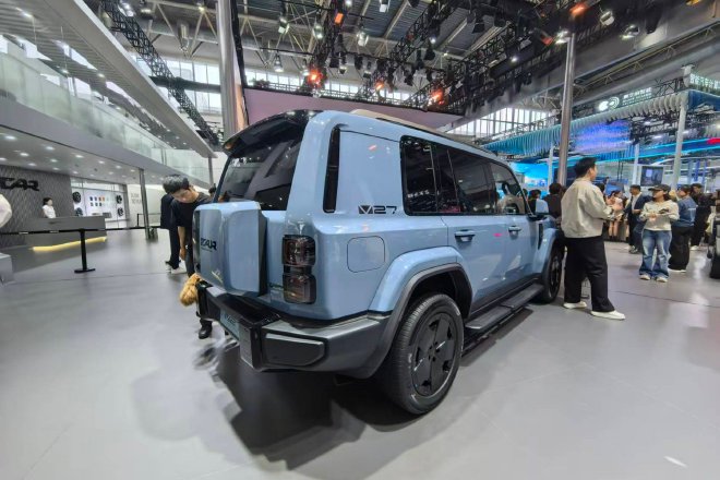 2026北京车展：iCAR ROBOX概念车首发 V27与超级V23亮相