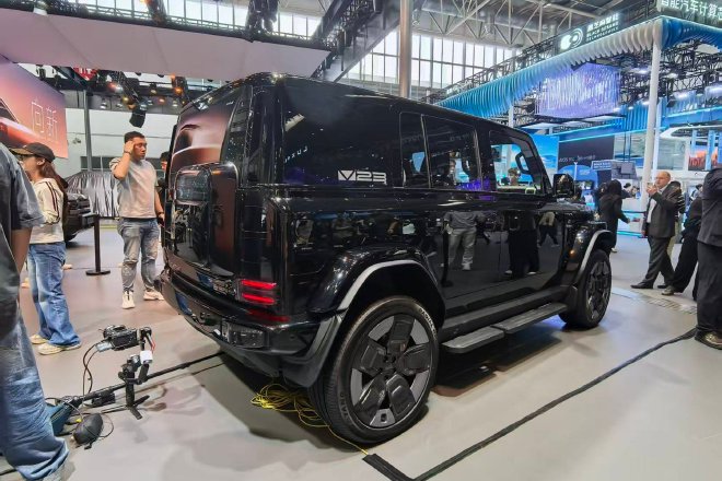 2026北京车展：iCAR ROBOX概念车首发 V27与超级V23亮相