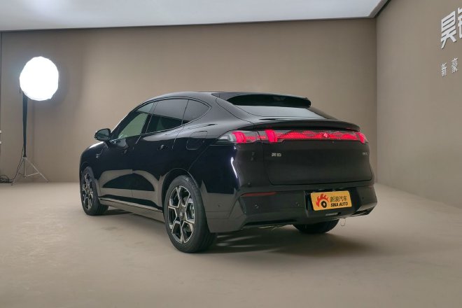 5米车长+全系标配激光雷达 昊铂S600静态体验