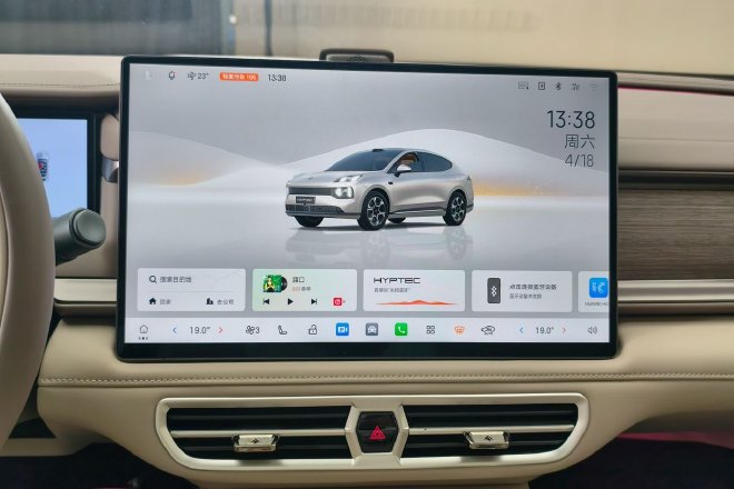 5米车长+全系标配激光雷达 昊铂S600静态体验