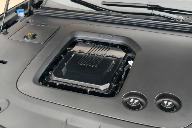 5米车长+全系标配激光雷达 昊铂S600静态体验