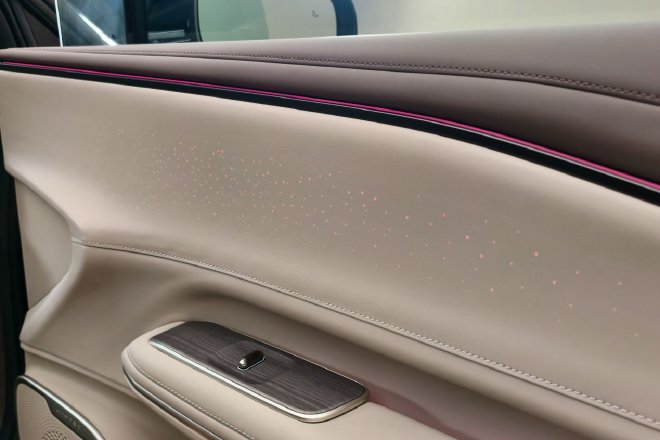 5米车长+全系标配激光雷达 昊铂S600静态体验